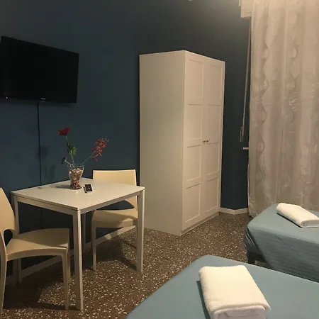 I Am Here - Gioia 71 2* Milano